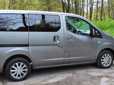 Gebraucht Nissan Evalia Tekna 110 PS (80 kW) 2018 Silber Van / Kleinbus