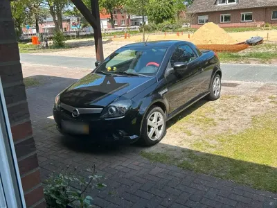 Gebraucht Opel Tigra 125 PS (91 kW) 2005 Schwarz Cabrio