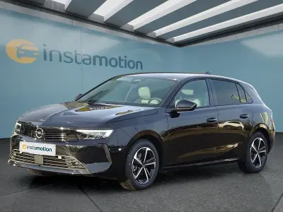 Gebraucht Opel Astra Edition 145 PS (106 kW) 2026 Schwarz Limousine