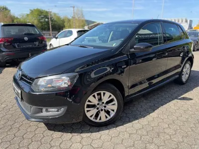 Gebraucht VW Polo Life 60 PS (44 kW) 2013 Schwarz Kleinwagen