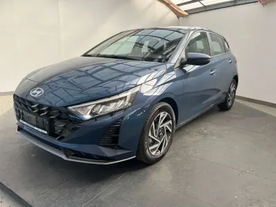 Neu Hyundai i20 Trend 90 PS (66 kW) 2026 Vibrant blue / mic Kleinwagen