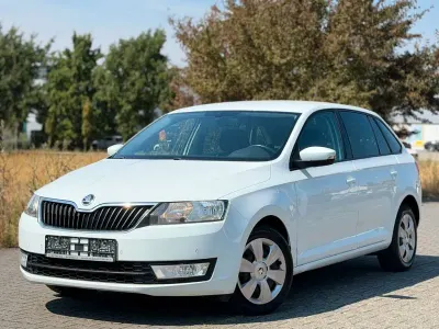 Gebraucht Skoda Rapid Ambition 90 PS (66 kW) 2017 Weiß Kleinwagen
