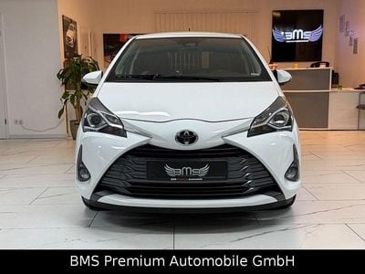 Weiß Gebraucht 2019 Toyota Yaris Club Kleinwagen | 13.475 € (Fairer Preis)