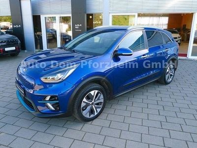 Usata Kia e-Niro Spirit 150 kW (204 CV) 2021 Blu SUV
