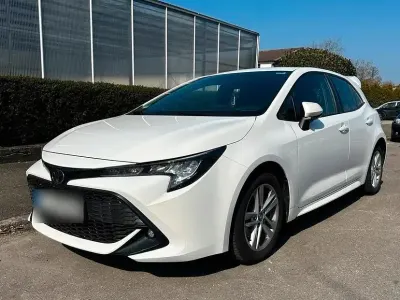 Gebraucht Toyota Corolla 116 PS (85 kW) 2020 Weiß Limousine