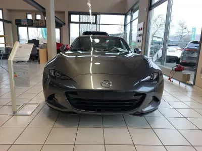 Neu Mazda MX5 Exclusive-Line 132 PS (97 kW) 2025 Cabrio