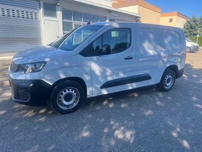 Usata Peugeot Partner Premium 131 CV (96 kW) 2023 Bianco Monovolume