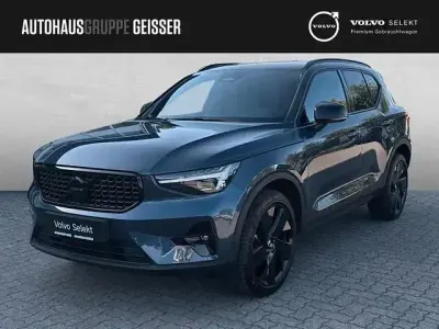 Gebraucht Volvo XC40 Plus 163 PS (119 kW) 2025 Denim blue SUV