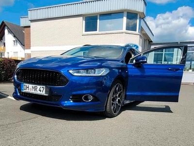 Blau Gebraucht 2017 Ford Mondeo ST-Line Kombi | 15.990 € (Teuer)
