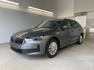 Nowe Skoda Octavia Essence 150 KM (110 kW) 2025 Szary Kombi