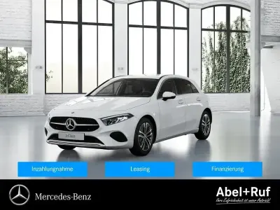 Gebraucht Mercedes A180 Progressive 116 PS (85 kW) 2025 Weiß Limousine