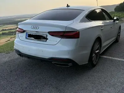 Gebraucht Audi A5 Sportback Sport 204 PS (150 kW) 2023 Weiß Kleinwagen