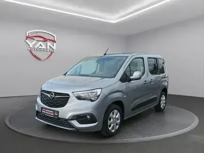Gebraucht Opel Combo Life 131 PS (96 kW) 2021 Silber Van / Kleinbus