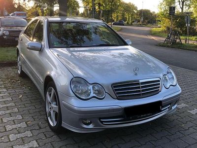 Mercedes C180