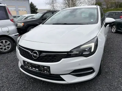 Gebraucht Opel Astra 105 PS (77 kW) 2019 Weiß Kombi