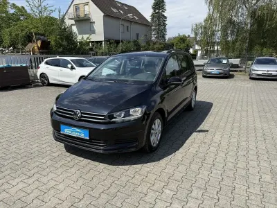 Gebraucht VW Touran Comfortline 150 PS (110 kW) 2022 Deep black Van / Kleinbus