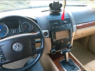 Używany VW Touareg 239 KM (175 kW) 2007 Czarny SUV