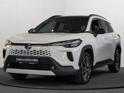 Neu Toyota Corolla Cross 180 PS (132 kW) 2026 Weiß SUV