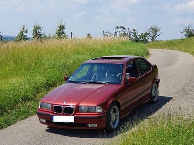 BMW 323 Compact