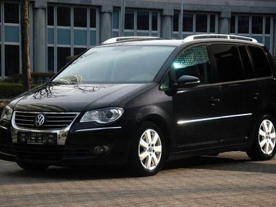 Gebraucht VW Touran Highline 140 PS (102 kW) 2010 Schwarz Van / Kleinbus