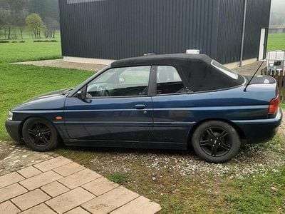 Gebraucht Ford Escort Cabriolet 105 PS (77 kW) 1995 Blau Cabrio