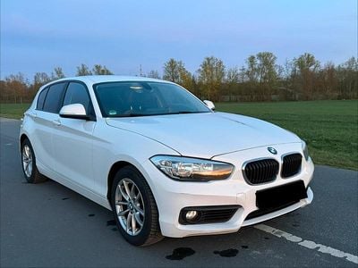 Usata BMW 118 Advantage 150 CV (110 kW) 2019 Bianco Utilitaria