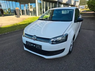 Gebraucht VW Polo 75 PS (55 kW) 2013 Weiß Kleinwagen