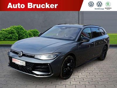 Gebraucht VW Passat R-line 193 PS (141 kW) 2026 Diabasgrau metallic Kombi