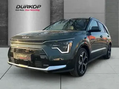 Neu Kia Niro Spirit 84 PS (61 kW) 2026 Grün SUV