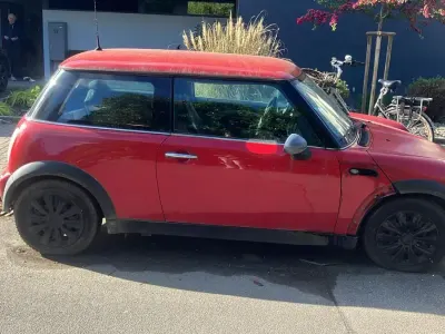 Käytetty Mini ONE 2003 Punainen Viistoperä