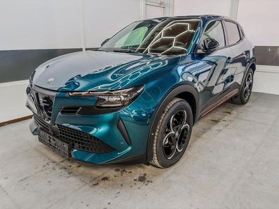 Neu Alfa Romeo GT Junior Edizione Speciale 148 PS (108 kW) 2026 Blau metallic 688 SUV