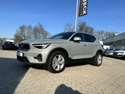 Usata Volvo XC40 Core 129 CV (94 kW) 2023 Grigio SUV
