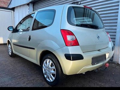 Gebraucht Renault Twingo 58 PS (42 kW) 2007 Gelb Kleinwagen