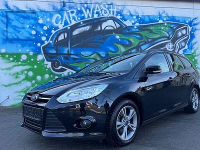Gebraucht Ford Focus Trend 101 PS (74 kW) 2013 Schwarz Limousine