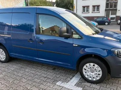 Gebraucht VW Caddy 110 PS (80 kW) 2016 Blau Van / Kleinbus