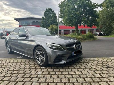 Grau Gebraucht 2018 Mercedes C220 AMG Limousine | 27.699 € (Teuer)