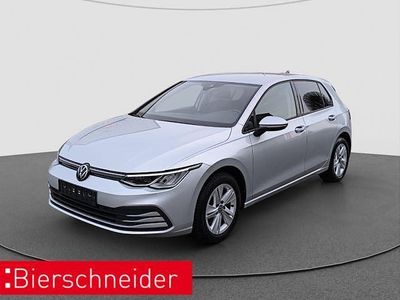 Silber Gebraucht 2023 VW Golf Life Limousine | 23.290 € (Guter Preis)