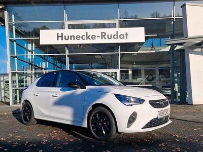 Weiß Gebraucht 2020 Opel Corsa Elegance Limousine | 13.950 € (Etwas zu teuer)