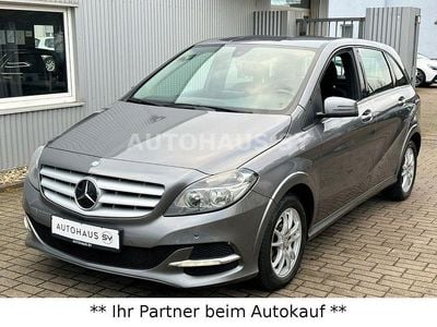 Gebraucht Mercedes B200 156 PS (114 kW) 2015 Grau Van / Kleinbus