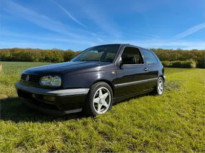 Używany VW Golf III GT 90 KM (66 kW) 1995 Czarny Sedan/Limuzyna