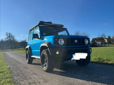 Usado Suzuki Jimny Comfort+ 102 HP (75 kW) 2019 Azul SUV