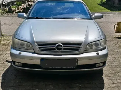 Gebraucht Opel Omega 144 PS (105 kW) 2001 Silber Kombi
