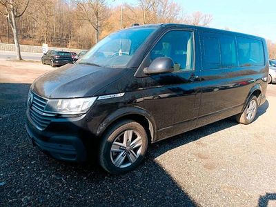 Gebraucht VW Caravelle 150 PS (110 kW) 2022 Schwarz Van / Kleinbus