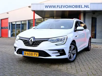 Brugt Renault Mégane II Intens 114 HK (83 kW) 2021 Hvid Sedan