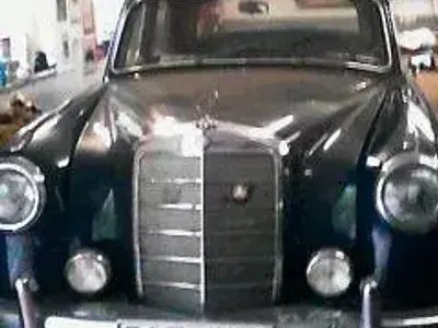 Gebraucht Mercedes 220 850 PS (625 kW) 1957 Grau Limousine