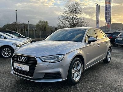 Gebraucht Audi A3 116 PS (85 kW) 2019 Silber Limousine