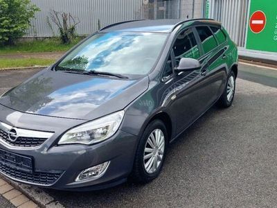 gebraucht Opel Astra Sports Tourer Edition Navi Sitzheisung