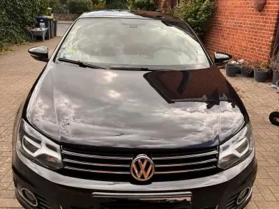 Gebraucht VW Eos 140 PS (102 kW) 2011 Schwarz Cabrio