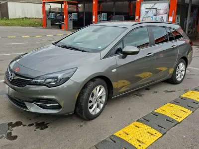 Gebraucht Opel Astra Edition 110 PS (80 kW) 2021 Grau Kombi