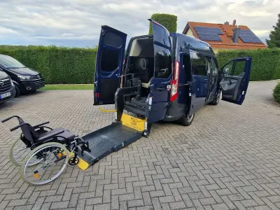 Gebraucht Ford Transit Custom 131 PS (96 kW) 2017 Blau Van / Kleinbus